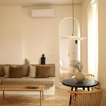 The Slow Appartement